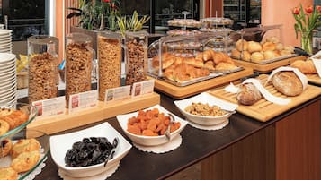 Bao gồm bữa sáng buffet