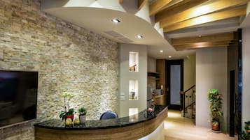 Check-in/check-out kiosk