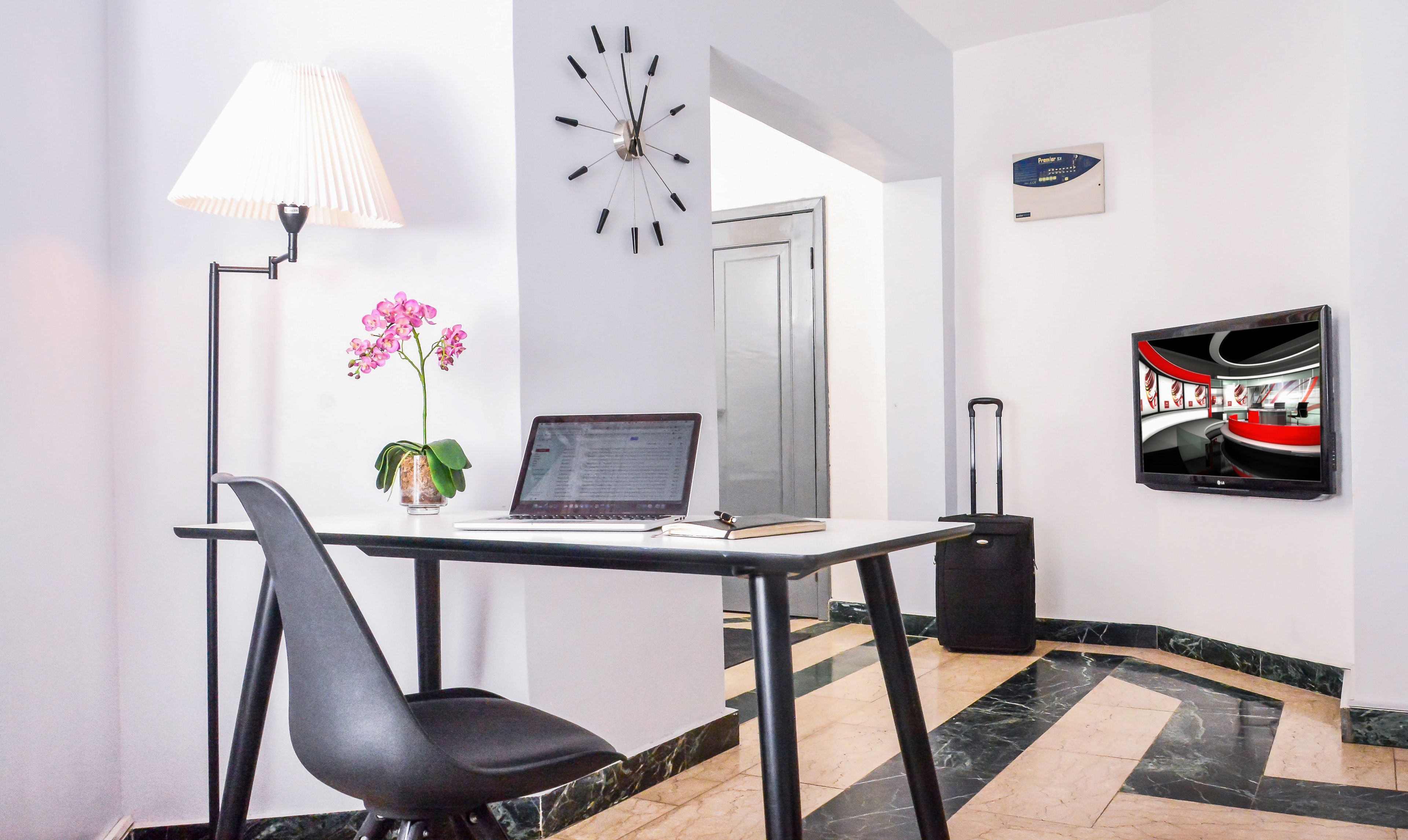 standard double room (non-smoking) | 1 bedroom, in-room safe, desk, blackout curtains