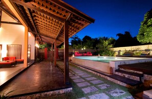 Vila Presidensial | Pemandangan dari kamar