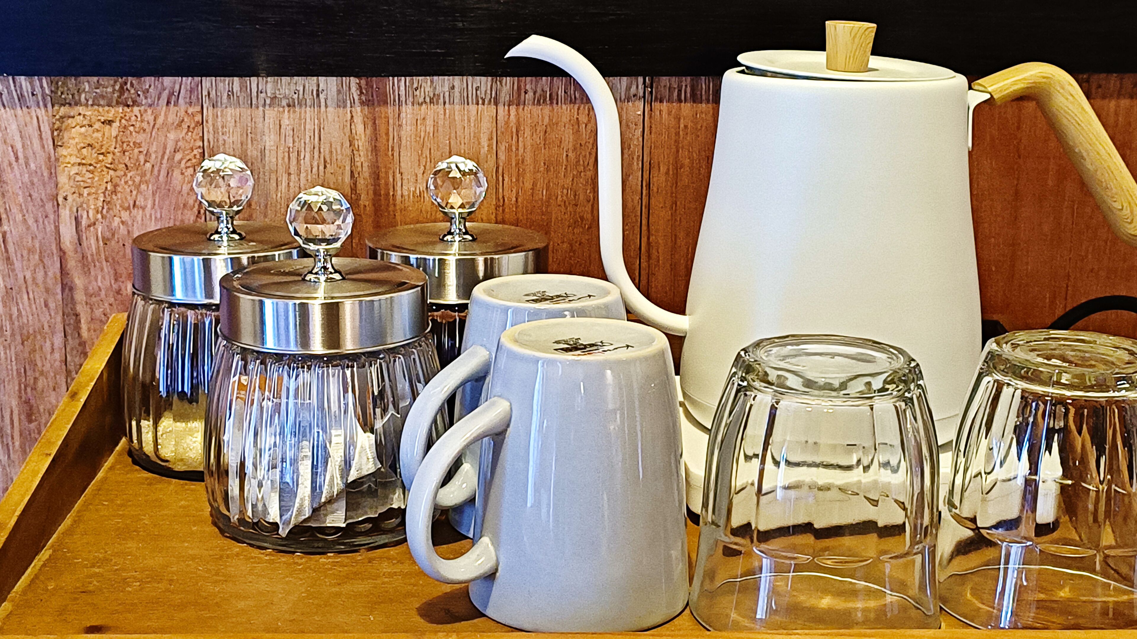 deluxe bungalow, 1 queen bed | private kitchen