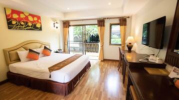 Grand Double Room | Premium bedding, minibar, desk, blackout drapes