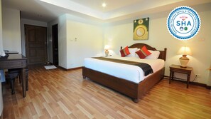 Deluxe Room | Premium bedding, minibar, desk, blackout curtains - Luckswan resort (Chiang Rai)
