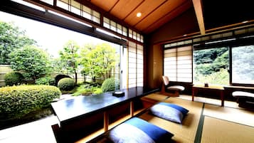行政客房, 非吸煙房, 花園景觀 (Tsubaki) | 客房內保險箱、免費無線上網