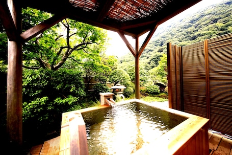 Tsubaki, Non Smoking | Deep soaking bathtub