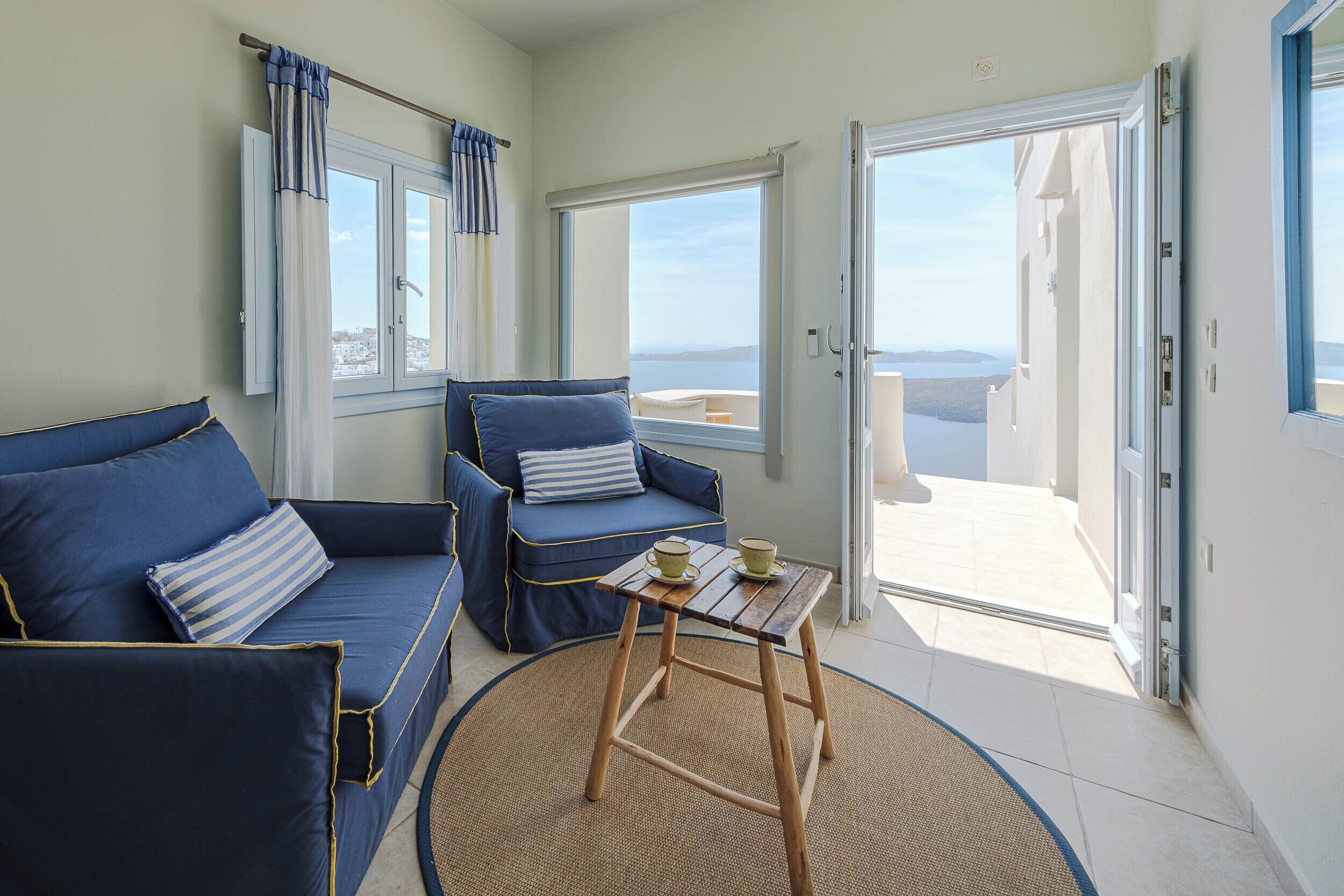 Photo - Blue Dolphins Apartments