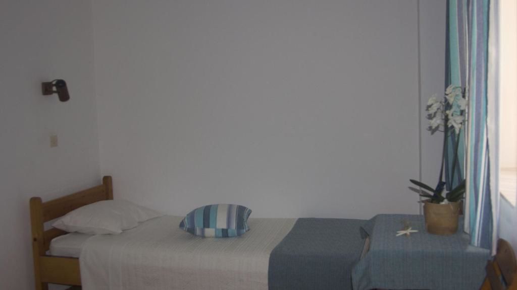 double or twin room, private bathroom | minibar, iron/ironing board, free cots/infant beds, free wifi