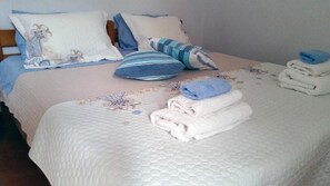 Double or Twin Room, Shared Bathroom | Minibar, iron/ironing board, free cribs/infant beds, free WiFi - Medieval Rose Hotel (Rhodes)