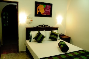 Economy Double Room | Seterika/papan seterika, Wi-fi percuma