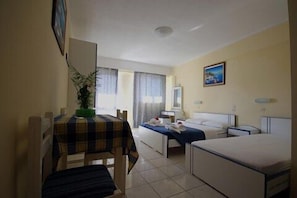 Free cots/infant beds - Minas Apartments (Hersonissos)