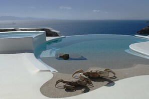 3 outdoor pools, pool umbrellas, pool loungers - My Mykonos Retreat (Mykonos)