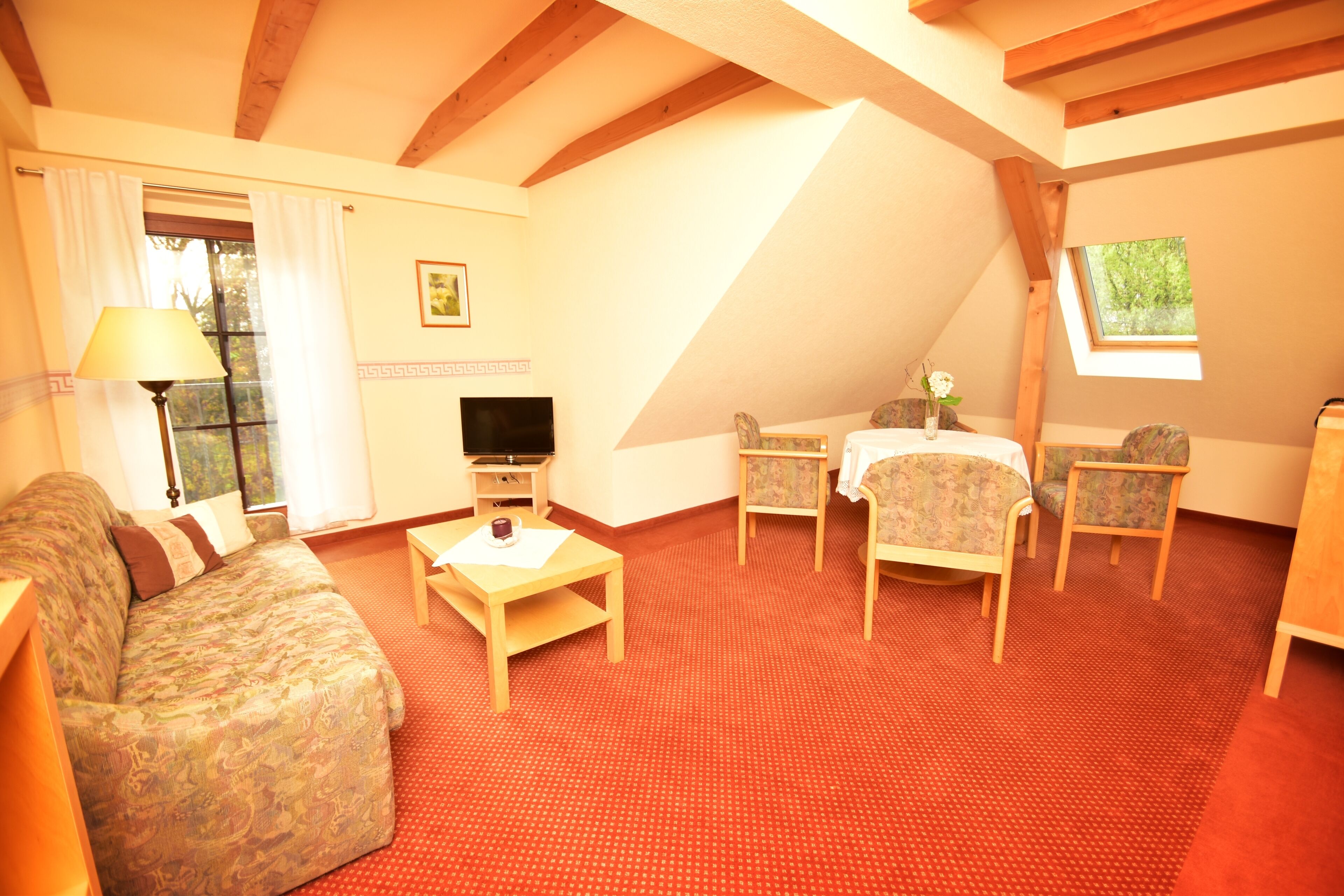 suite | living area | 43-inch smart tv with satellite channels, tv