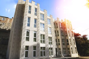 Front of property - Terrace Avlabari by Log Inn (Tbilisi)