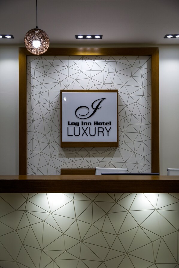 Reception - Terrace Avlabari by Log Inn (Tbilisi)