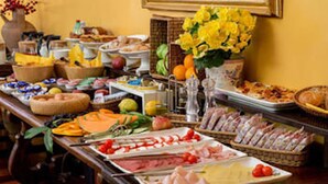 Food and drink - Terrace Avlabari by Log Inn (Tbilisi)