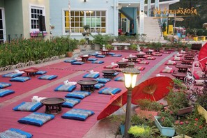 Espace banquet en plein air