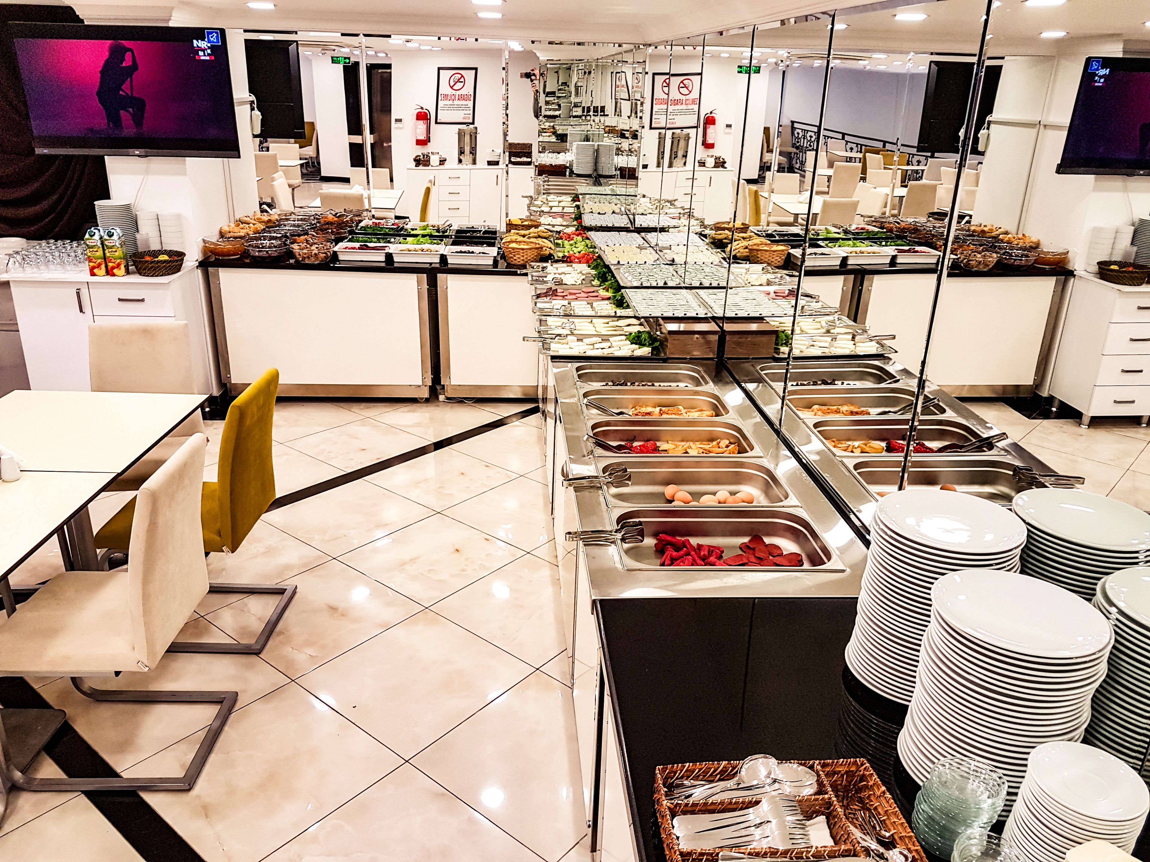 Petit déjeuner buffet compris tous les jours