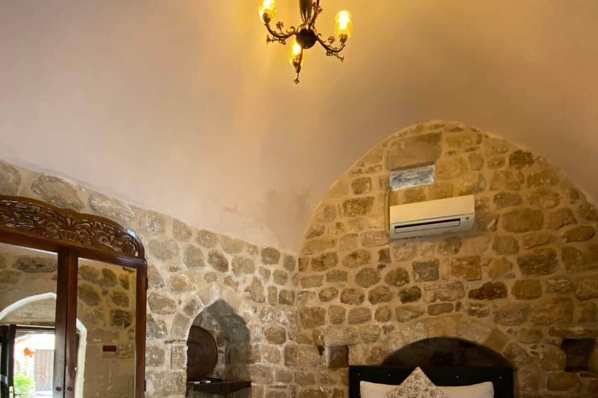Standard Room, 1 Bedroom | 1 bedroom, minibar, in-room safe, desk
