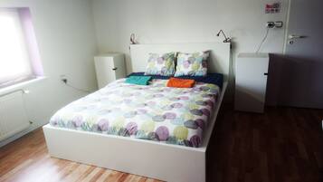 Desk, free WiFi, bed sheets