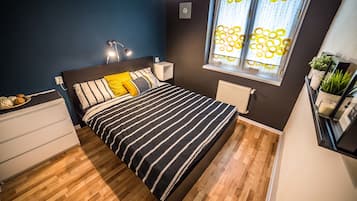 Comfort Double Room | Desk, free WiFi, bed sheets