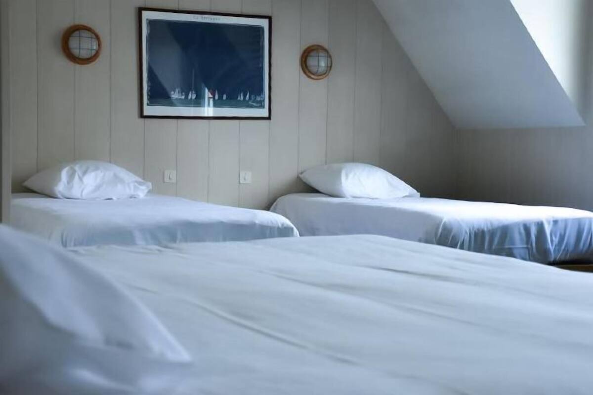 Ropa de cama de alta calidad, decoración personalizada y escritorio