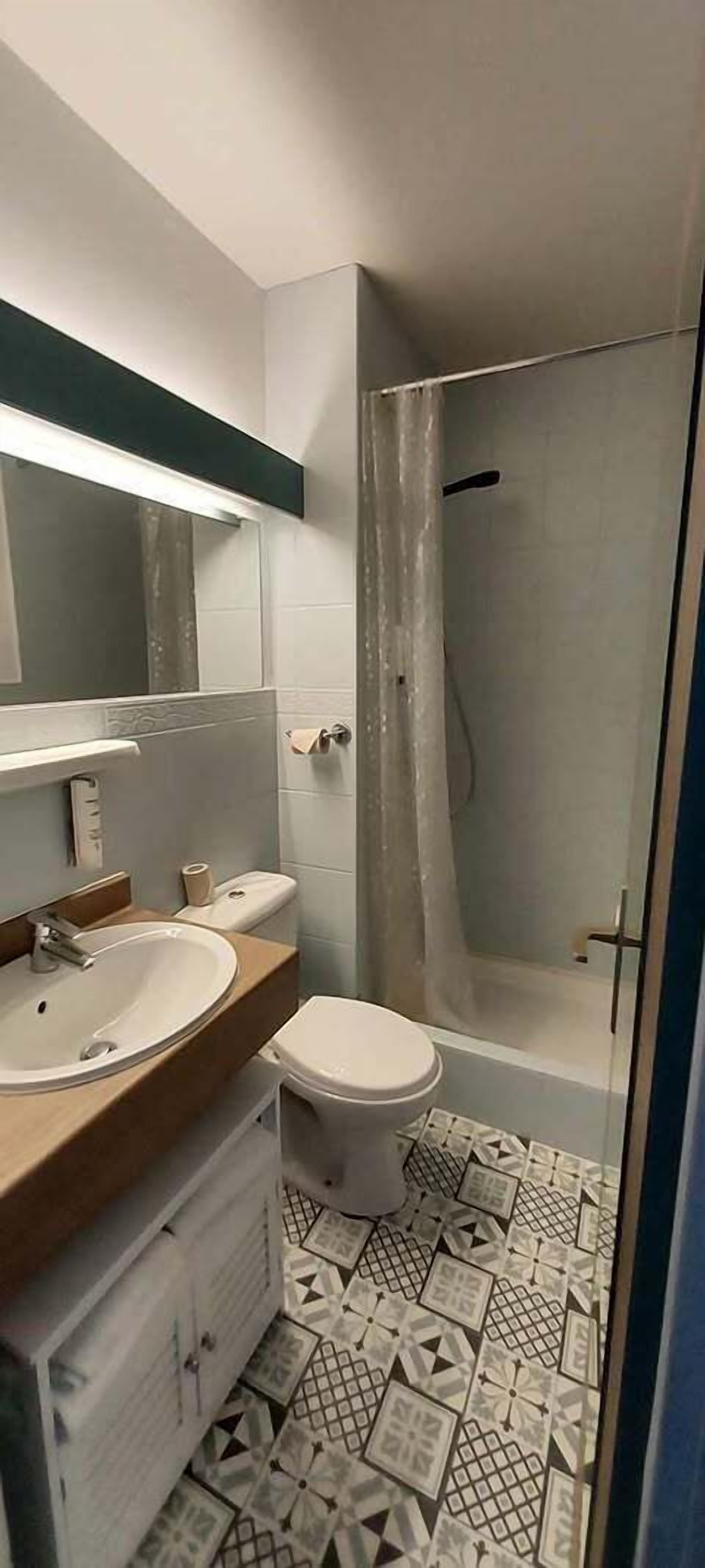 traditional room, 1 double bed | 1 bedroom, premium bedding, individually decorated, desk