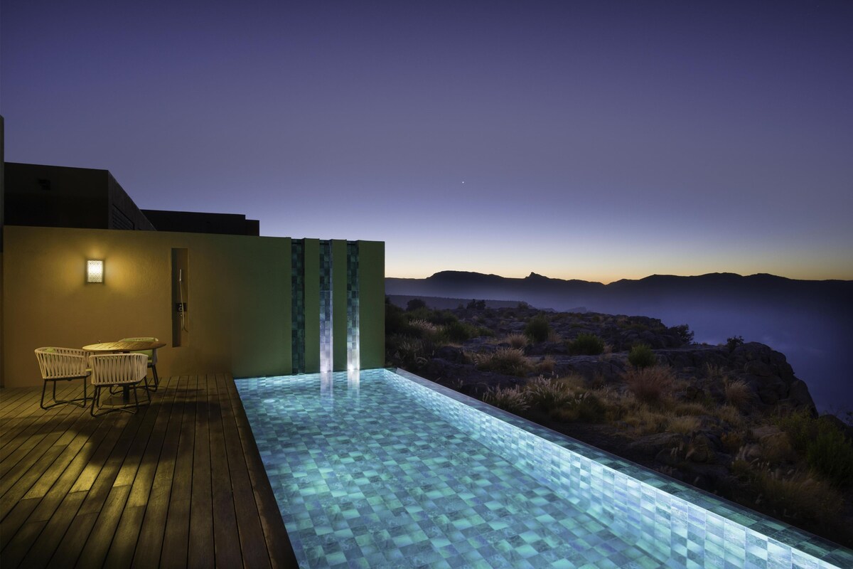 Villa, 1 Bedroom, Private Pool (Cliff) | Premium bedding, minibar, in-room safe, desk