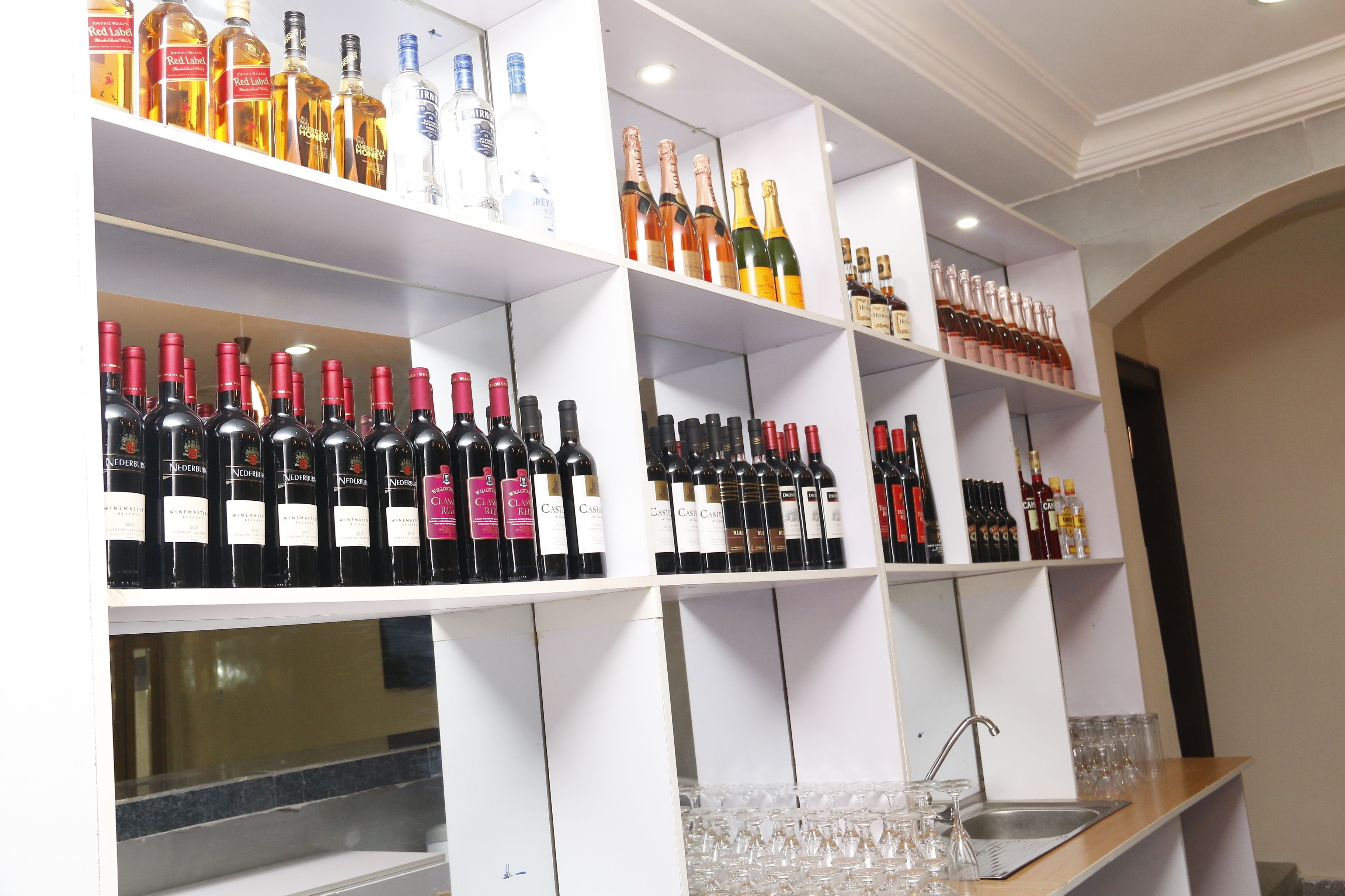 Bar (en la propiedad)