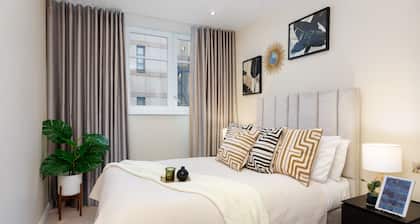 One Bed Serviced Apt near Holborn in Chancery Lane