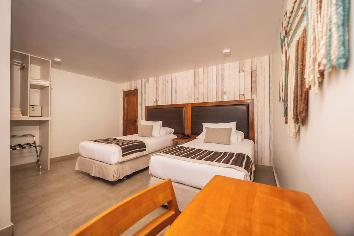 standard double room, 1 king bed | premium bedding, pillow-top beds, in-room safe, blackout curtains