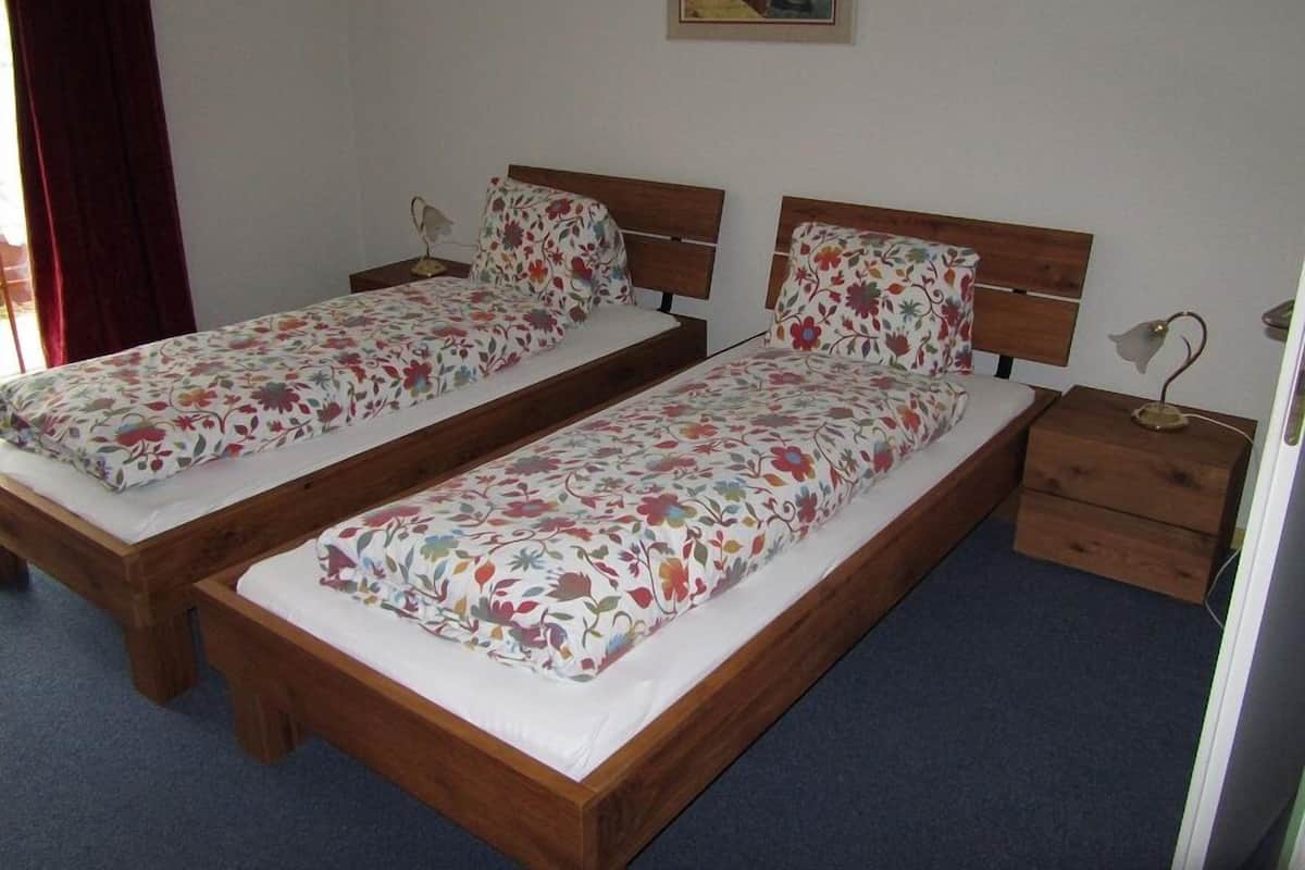 Double Room | Free cribs/infant beds, free WiFi