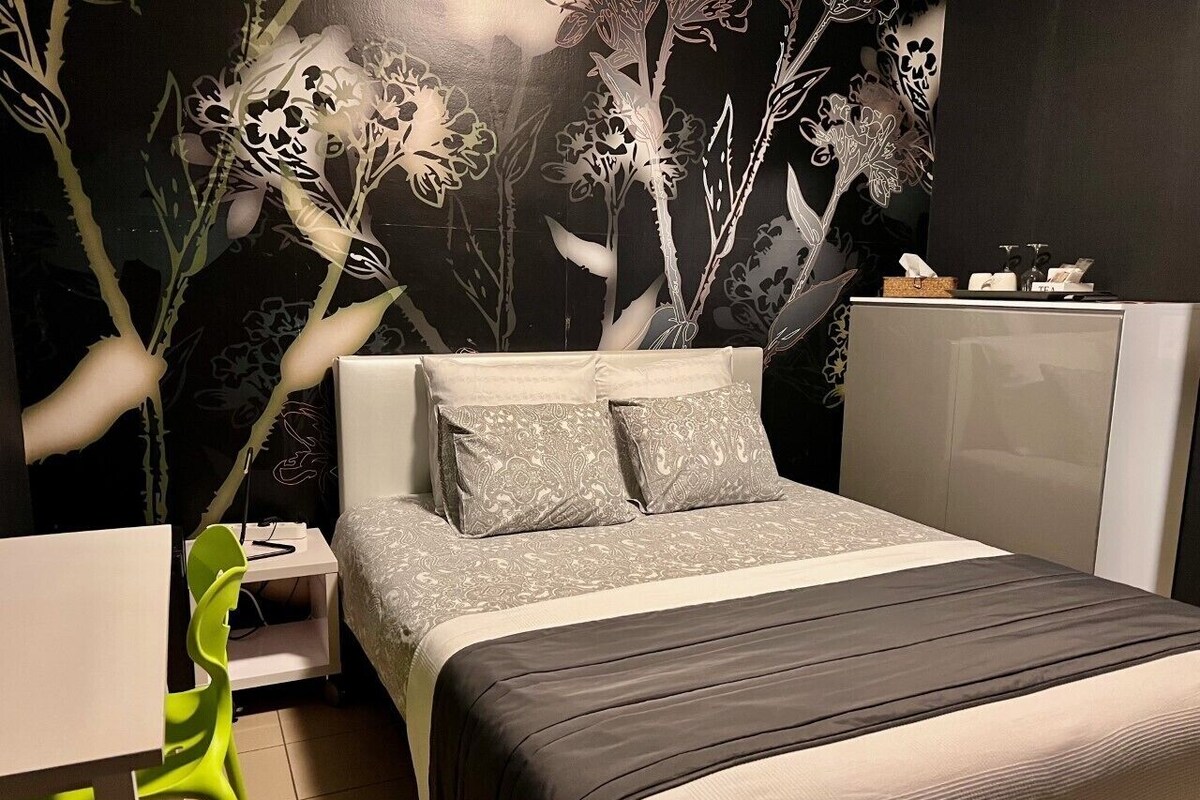 1 bedroom, premium bedding, Select Comfort beds, minibar