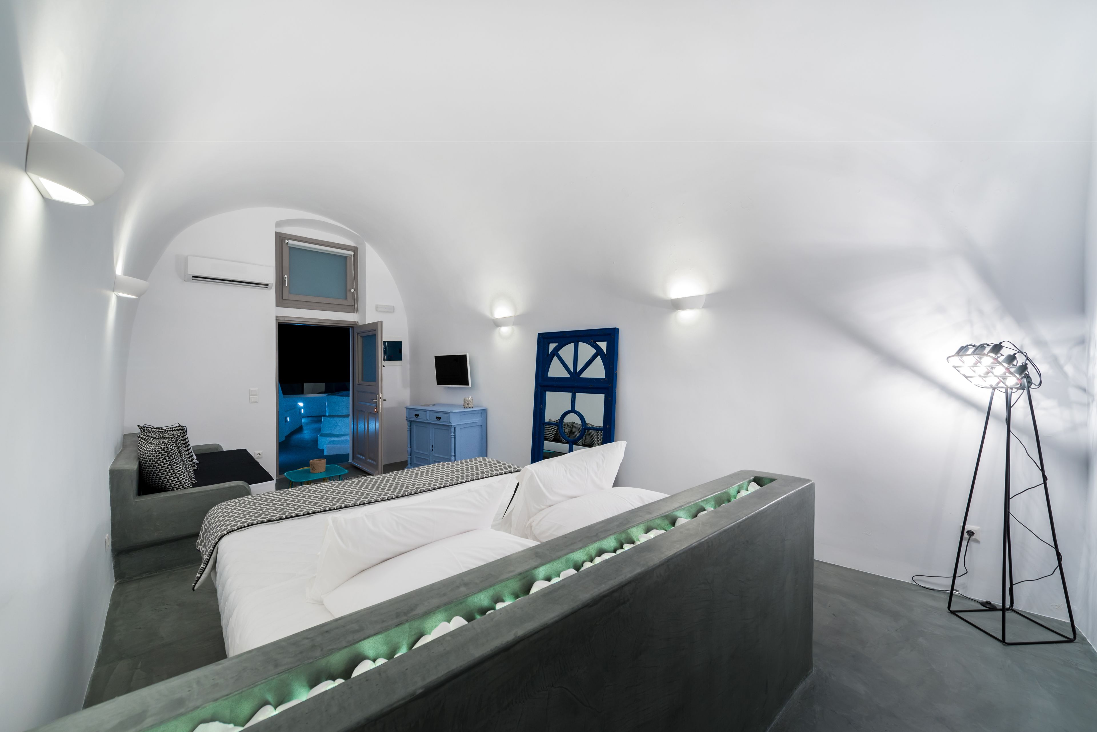 Photo - Modernity Suites