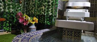 Azcami Boutique Hotel