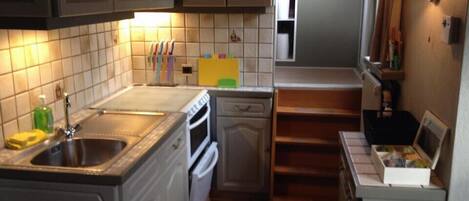 家庭小屋, 2 间卧室, 河景 | 私人厨房 | 冰箱、微波炉、烤箱、炉灶