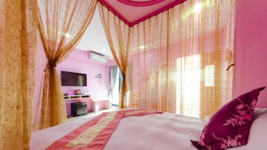 Phòng đôi Deluxe, bồn tắm, cao tầng | Phòng cách âm, giường gấp/giường phụ (phụ phí) 