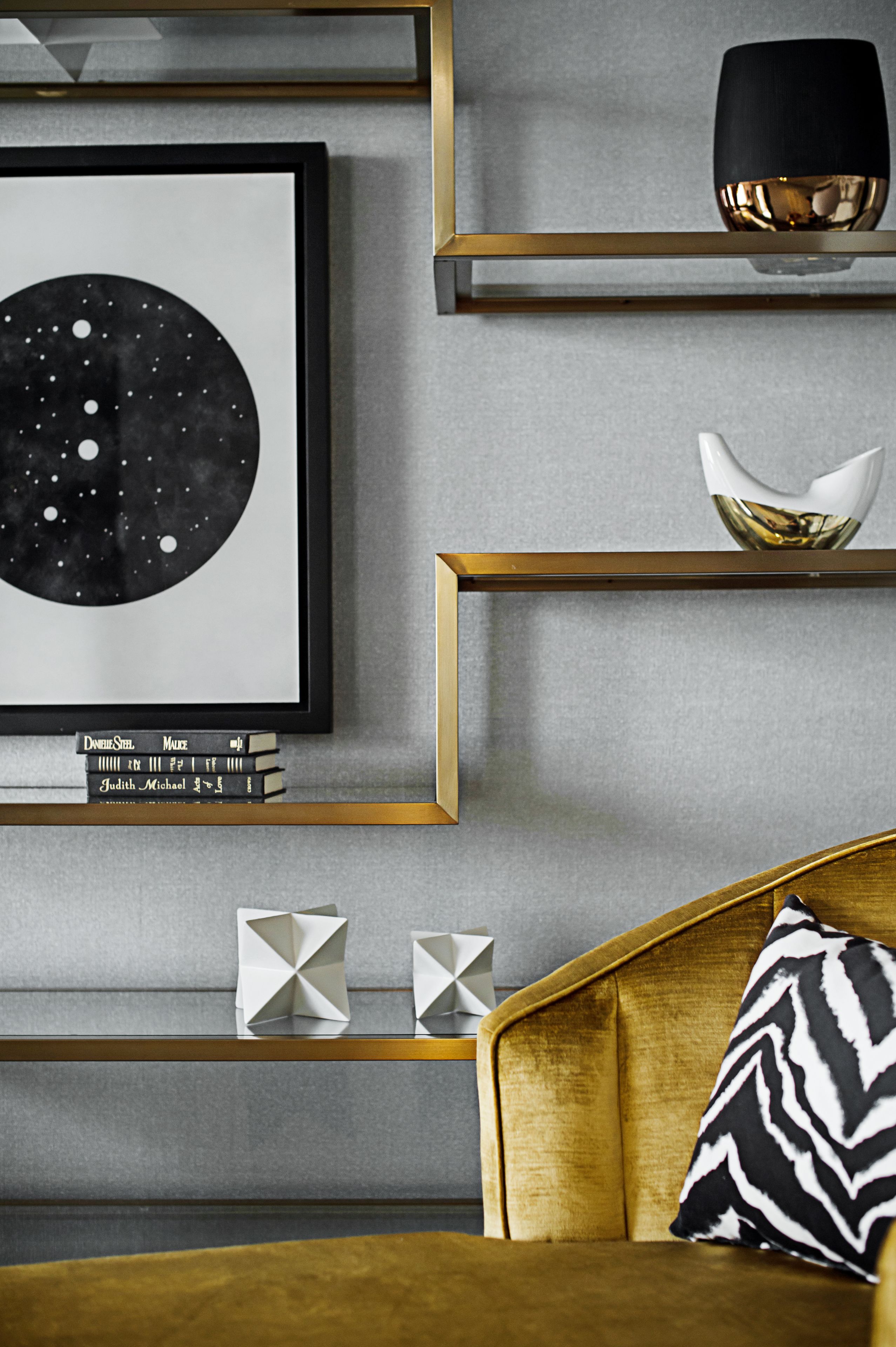 49-inch flat-screen tv with cable channels, smart tv, netflix