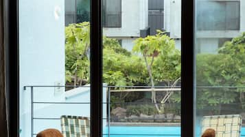 THE CAVE | Minibar, WiFi (free), individually decorated, individually furnished