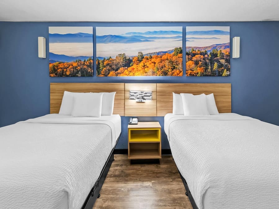 Desk, iron/ironing board, free cots/infant beds, rollaway beds