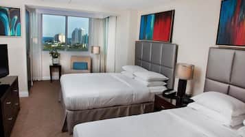 Condo superluxo, 1 quarto, sacada, vista para o oceano | 1 quarto, roupas de cama premium, cofres nos quartos, escrivaninha