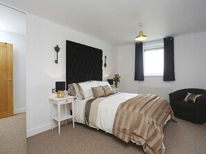 Apartment, Private Bathroom (2 Bedrooms - Tideslea)
