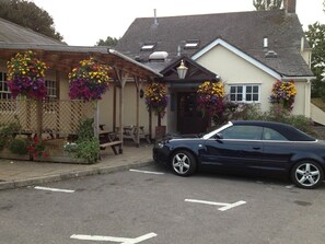 Exterior - Quicksilver Mail (Yeovil)