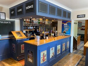 Bar (in der Unterkunft)