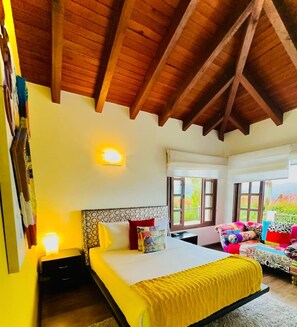 Superior Room | In-room safe, individually decorated, individually furnished - Hotel Reserva Monarca (Salento)