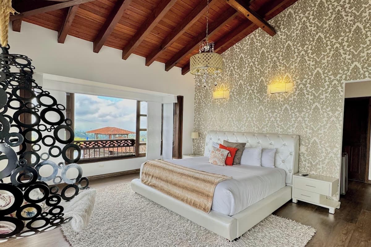 Luxury Room | In-room safe, individually decorated, individually furnished