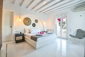 Classic Suite - The One Mykonos (Mykonos)