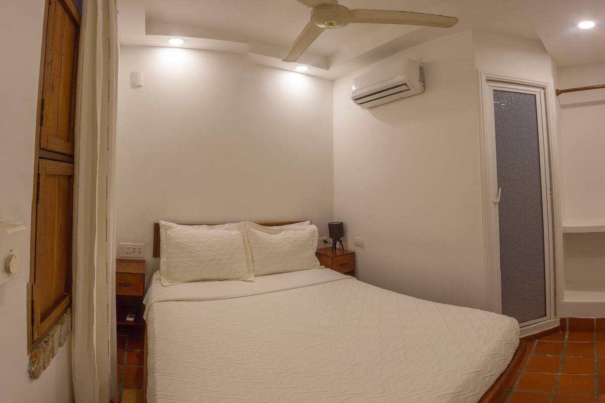 Standard Room | 1 bedroom, bed sheets