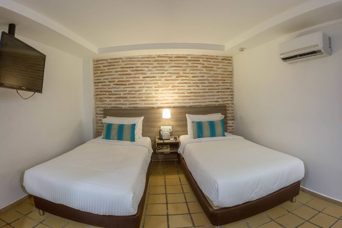 Superior Twin Room | 1 bedroom, bed sheets