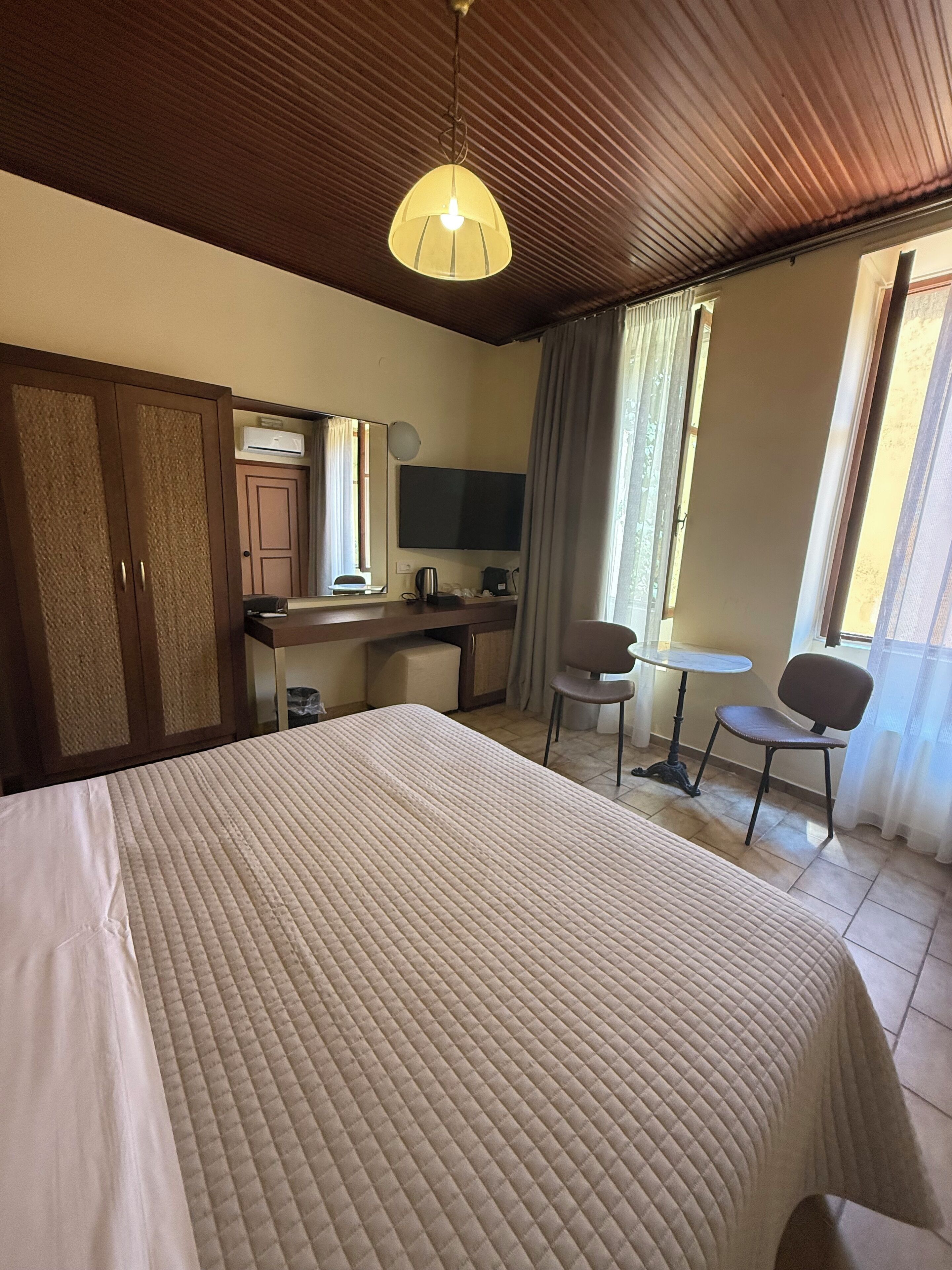 Kahden hengen standard-huone | Yksilöllisesti sisustettu, yksilöllisesti kalustettu, työpöytä