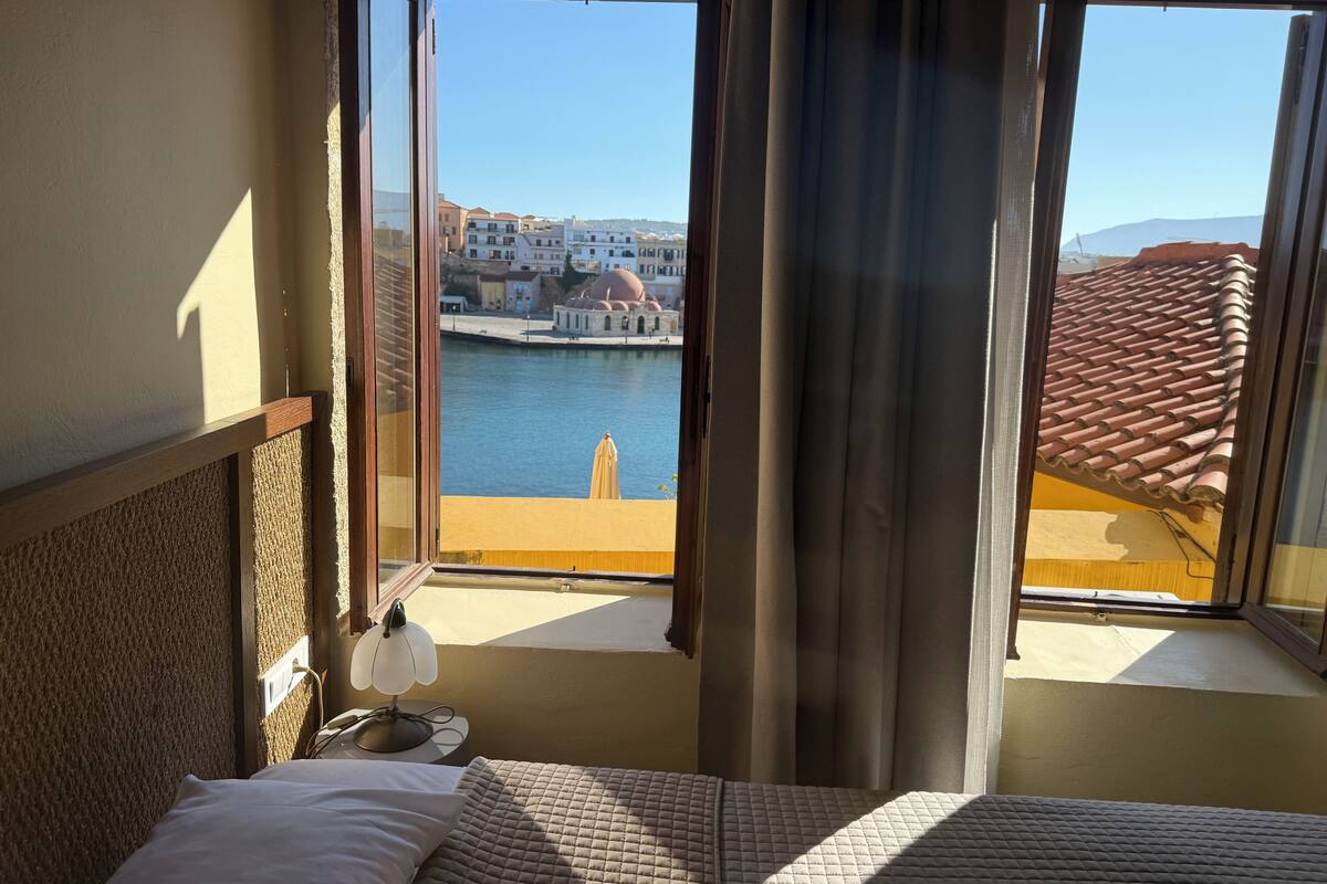 Double Room, Sea View | Desk, laptop workspace, blackout drapes, iron/ironing board (on request)